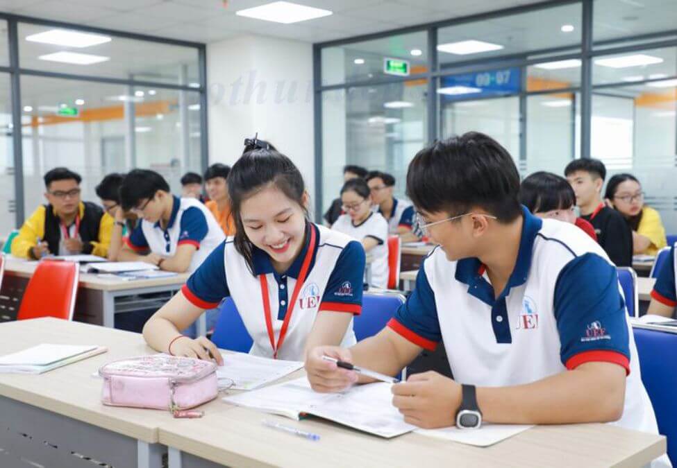 Đại học kinh tế tài chính TP.HCM (UEF)