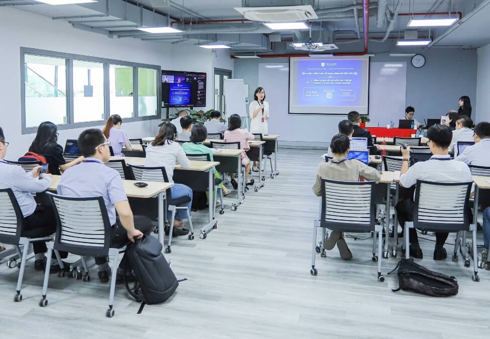 Trường Đại học Văn Lang