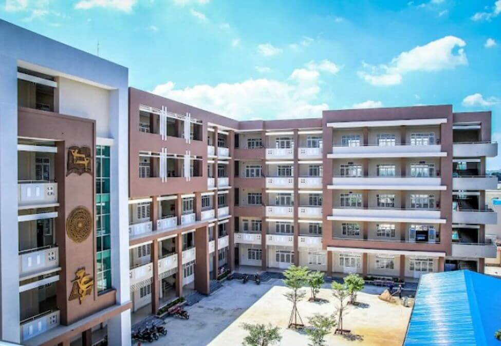Trường Đại học Lạc Hồng