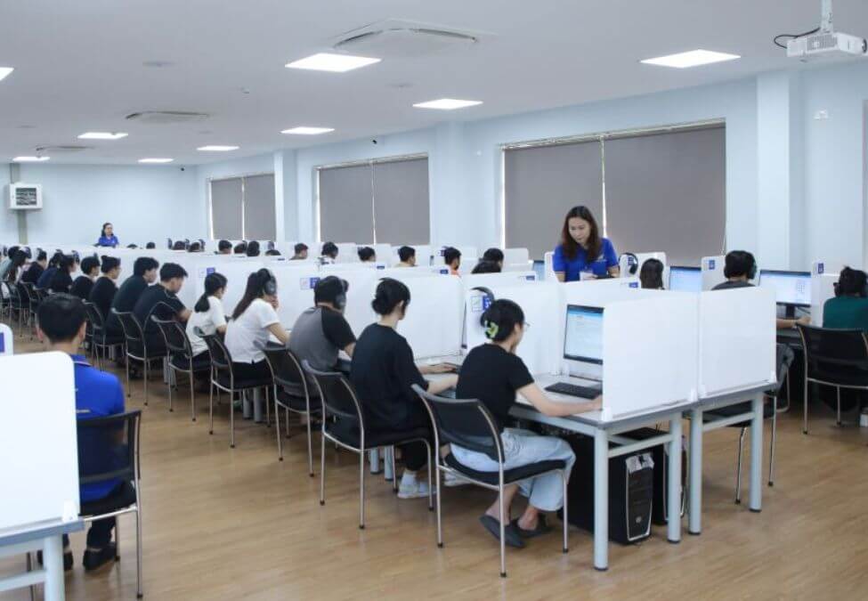 Trường Đại học Lạc Hồng