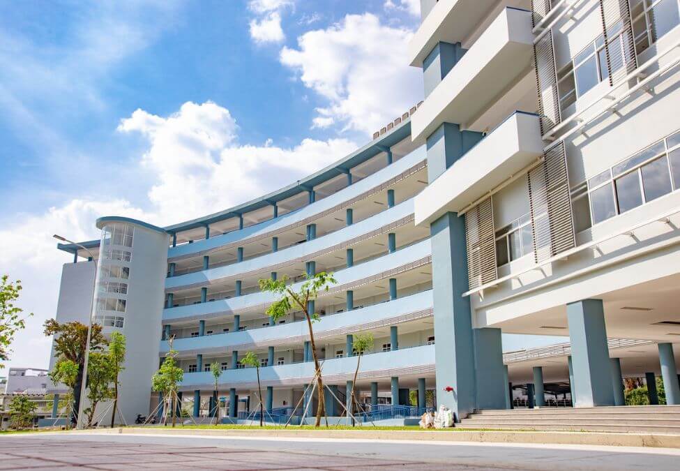 Trường Đại học Ngân hàng TP.HCM