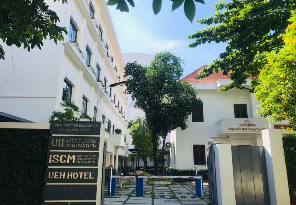 Trường Đại học Kinh tế TP.HCM (UEH)